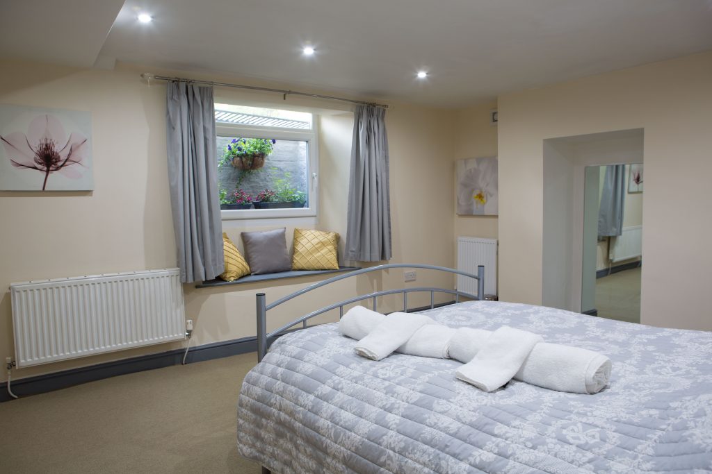 An image of a bedroom