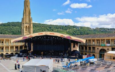 🎶 Shed Seven Kick Off A Summer Of Music At The Piece Hall — And We’re Ready To Welcome You